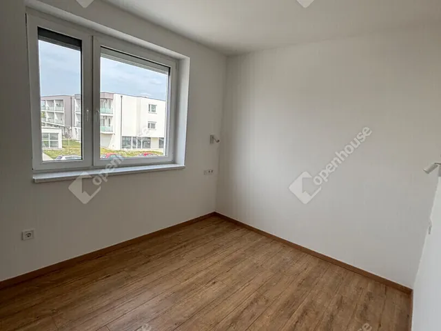 Kiadó lakás Győr, Révfalu 51 nm