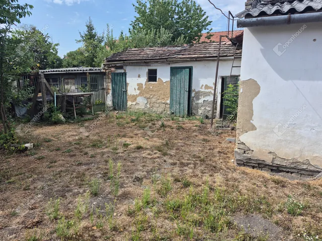 Eladó ház Pápa, Tókert 70 nm