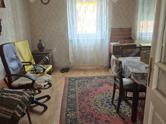 Eladó ház Pápa, Tókert 70 nm