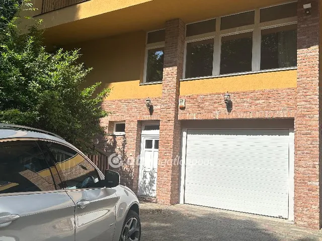 Kiadó ház Budapest XII. kerület, Istenhegy 174 nm