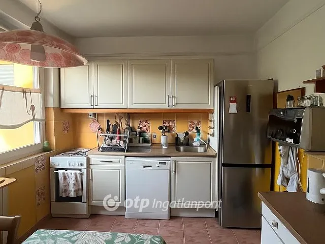 Eladó lakás Budapest VIII. kerület 74 nm