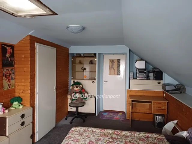 Eladó ház Szigethalom 195 nm