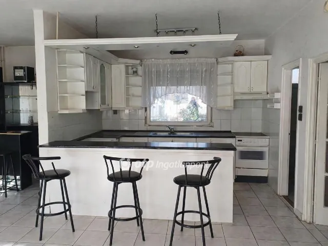 Eladó ház Budapest XVIII. kerület, Erdőskert 124 nm