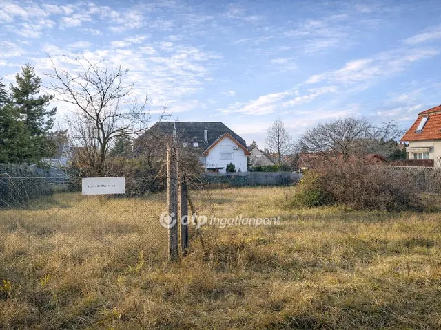 Eladó telek Budapest XVII. kerület 838 nm