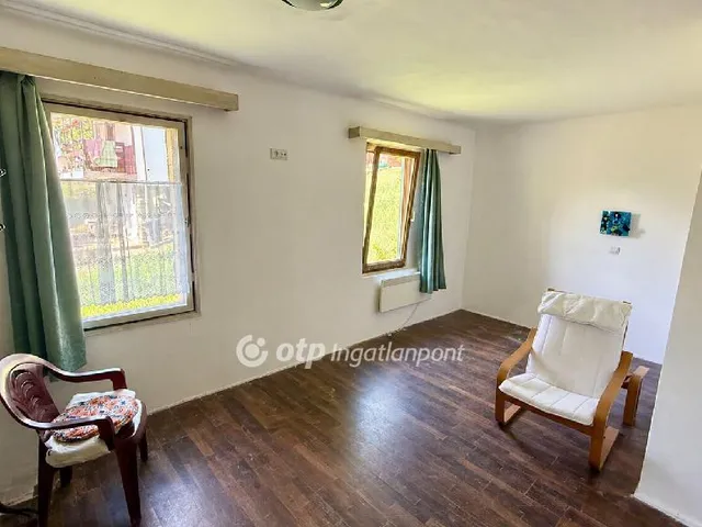 Eladó üdülő és hétvégi ház Verőce 32 nm