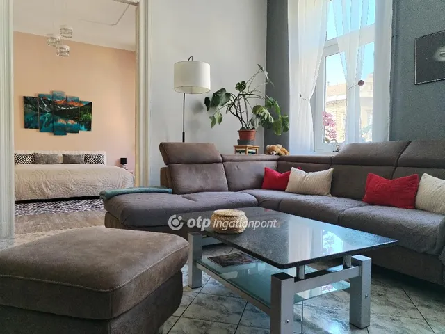 Eladó lakás Budapest VIII. kerület 73 nm