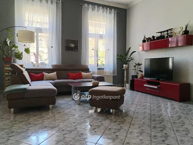 Eladó lakás Budapest VIII. kerület 73 nm