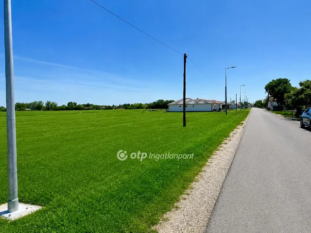 Eladó telek Dunaszeg 1067 nm
