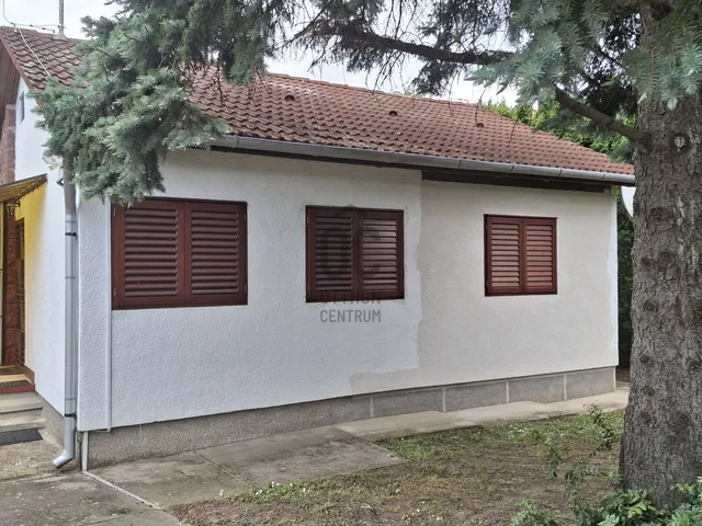 Eladó ház Siófok, Sóstó 35 nm