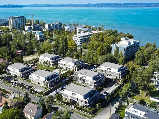 Eladó lakás Siófok, Ezüstpart 68 nm