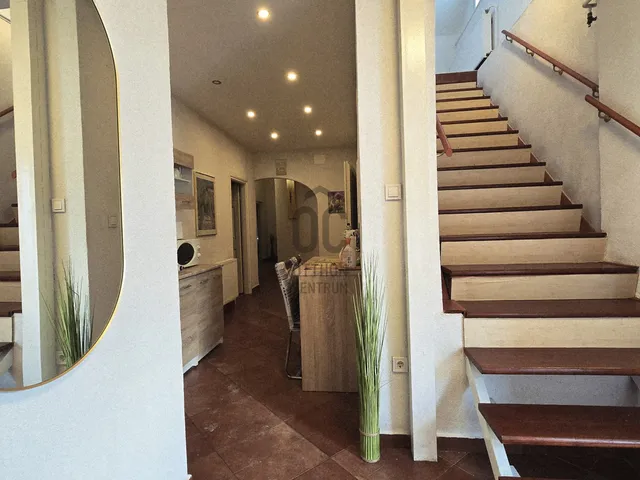 Eladó ház Siófok, Aranypart 188 nm