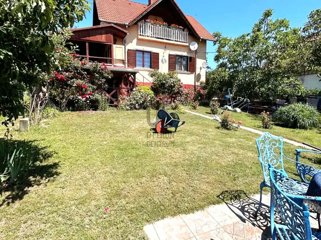 Eladó ház Révfülöp 684 nm
