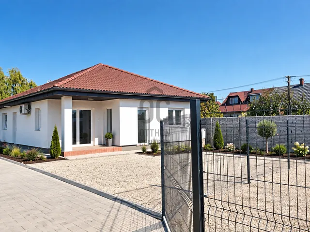 Eladó ház Siófok, Belváros 300 nm