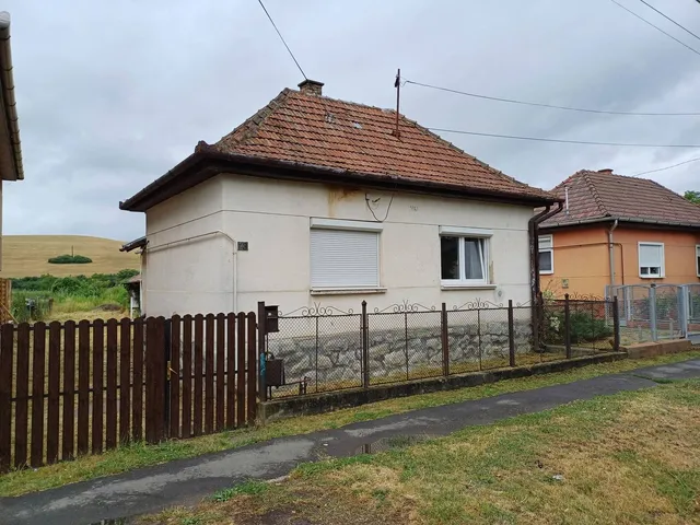 Eladó ház Kazár 66 nm