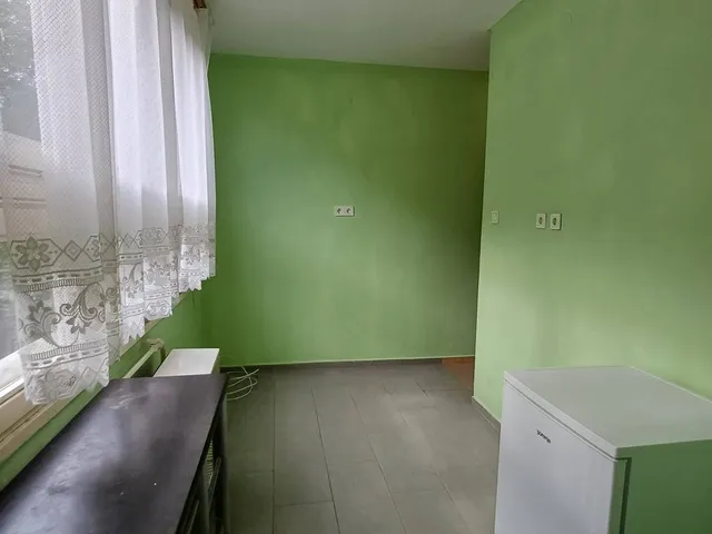 Eladó lakás Salgótarján, Forgáchtelep, Forgách Antal út 37 nm
