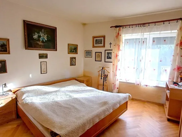 Eladó ház Salgótarján, Damjanich út 190 nm