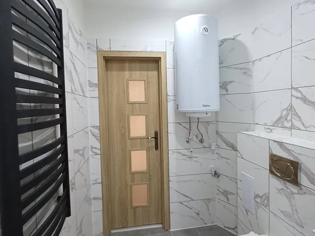 Eladó lakás Salgótarján, Vásártér, Játszó utca 51 nm