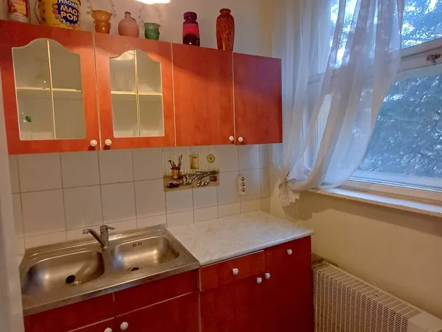 Eladó lakás Salgótarján, Vásártér 38 nm