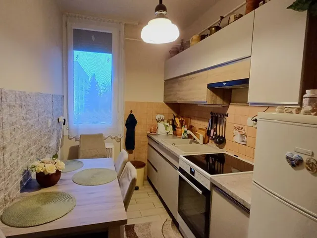 Eladó lakás Bátonyterenye, Maconka, Ózdi út 54 nm