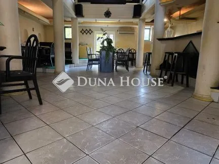 Eladó kereskedelmi és ipari ingatlan Csongrád 300 nm