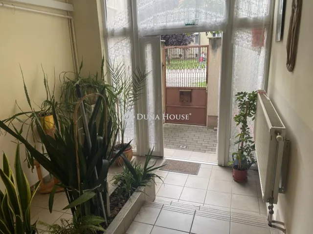 Eladó kereskedelmi és ipari ingatlan Szentes 241 nm