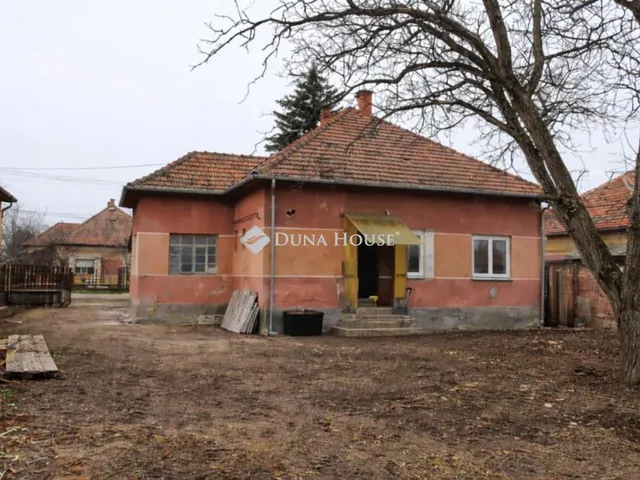 Eladó ház Felgyő 101 nm