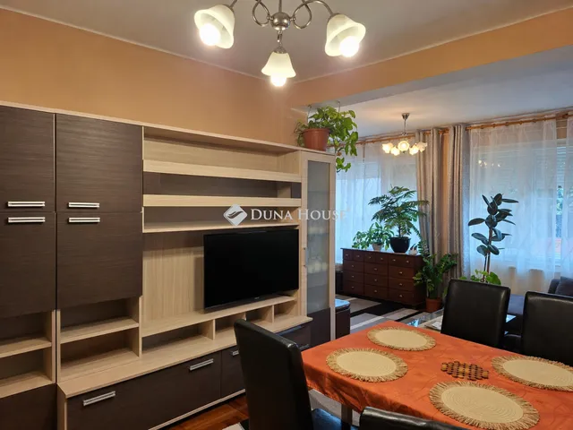 Eladó ház Csongrád 96 nm