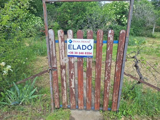 Eladó telek Szentes 1848 nm