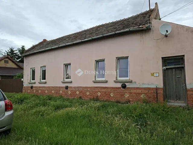 Eladó ház Szegvár 160 nm