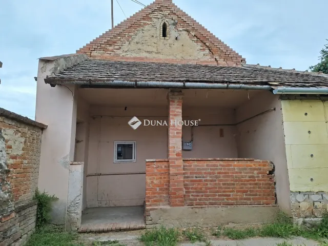 Eladó ház Szegvár 160 nm