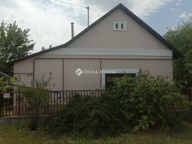 Eladó mezőgazdasági ingatlan Csongrád 86 nm