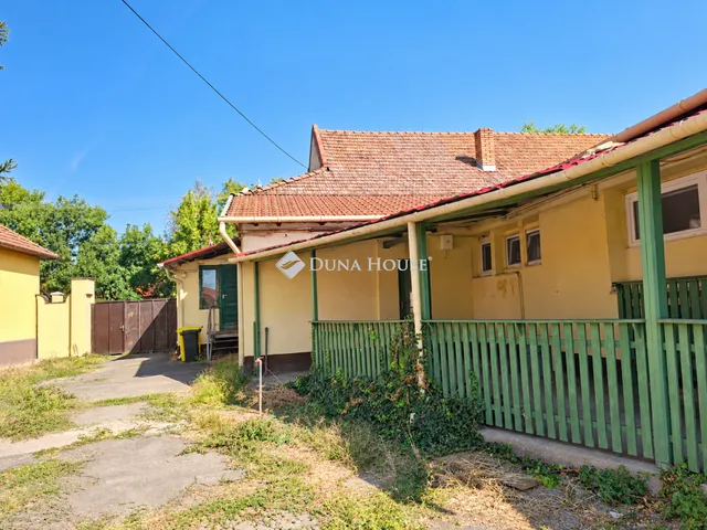 Eladó kereskedelmi és ipari ingatlan Szegvár 570 nm