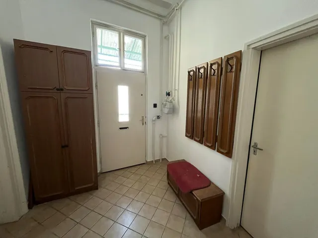 Eladó lakás Kecskemét, Belváros 95 nm