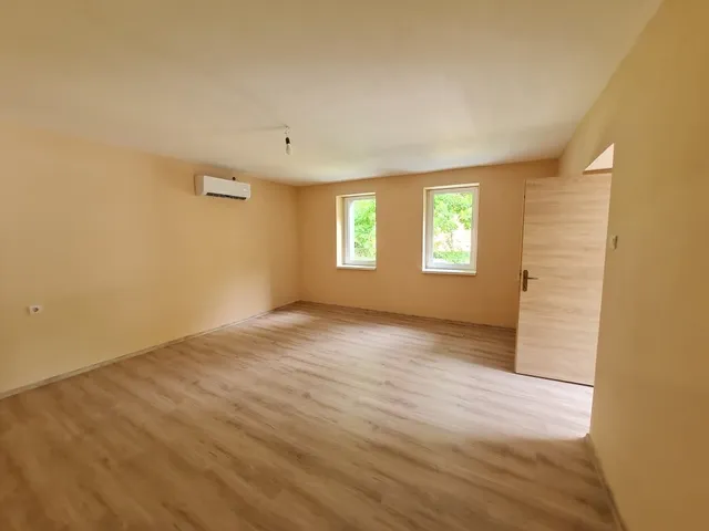 Eladó ház Csongrád 140 nm