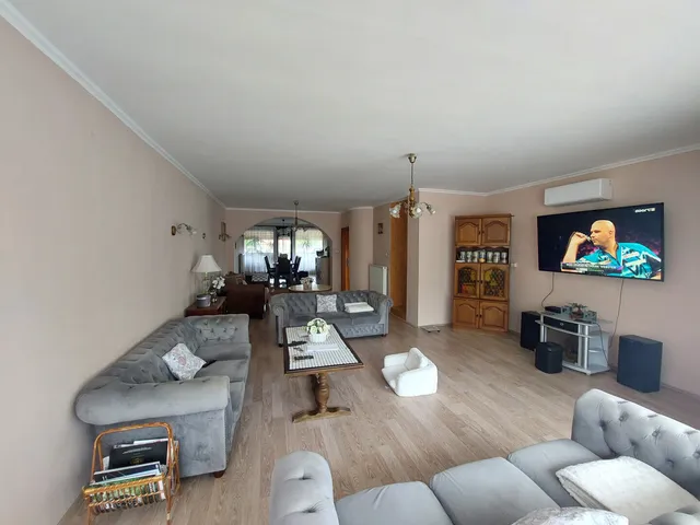 Eladó ház Kiskunfélegyháza, Bikahegy 157 nm