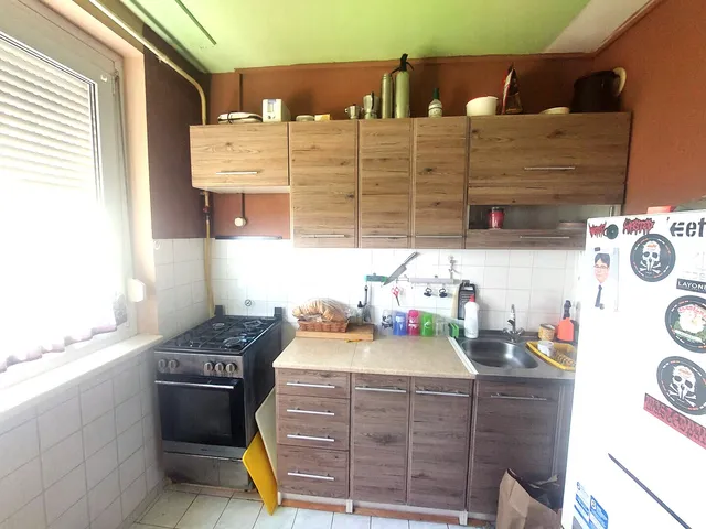 Eladó lakás Kiskunfélegyháza, Petőfi-lakótelep 50 nm