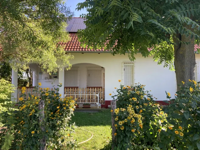 Eladó mezőgazdasági ingatlan Kiskunfélegyháza 83 nm