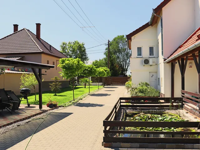Eladó ház Kecskemét, Hetényegyháza 361 nm