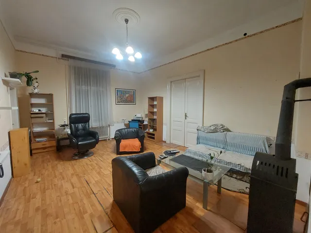 Eladó lakás Kiskunfélegyháza 114 nm