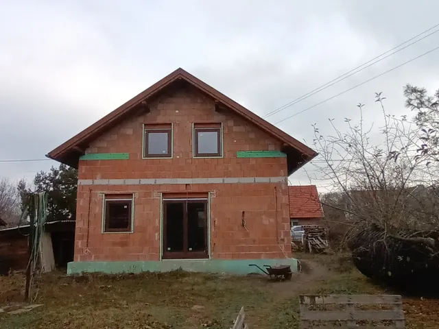 Eladó ház Szeged, Baktói kiskertek 104 nm