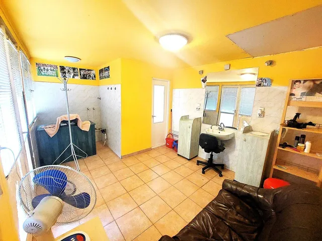 Eladó kereskedelmi és ipari ingatlan Sarkad 15 nm