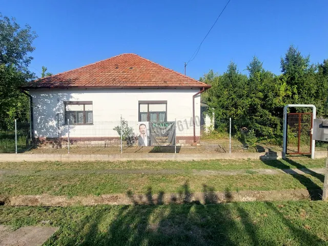 Eladó ház Sarkad 70 nm