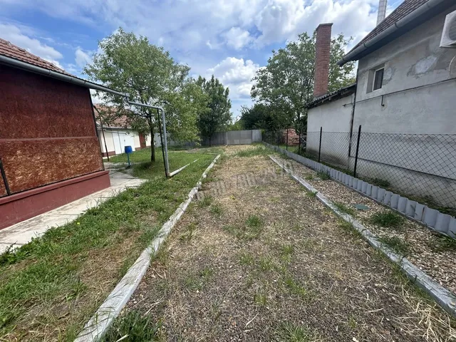 Eladó ház Sarkad 73 nm