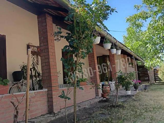 Eladó ház Gyomaendrőd, Endrőd, Csurgó utca 90 nm