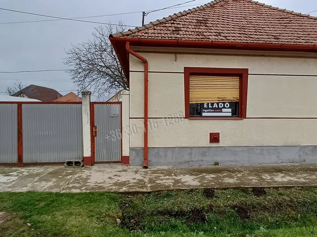 Eladó ház Méhkerék, Rákóczi Ferenc utca 100 nm