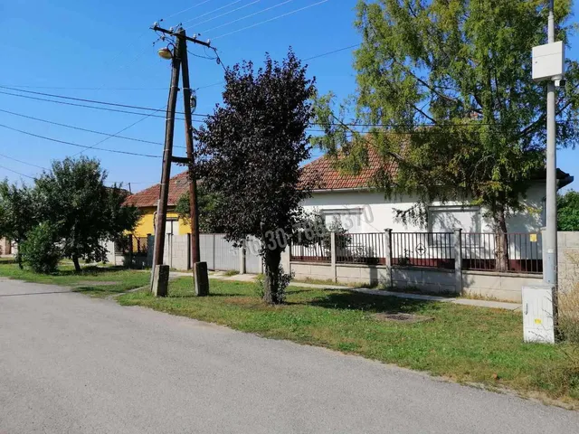 Eladó ház Sarkad, Munkás utca 115 nm