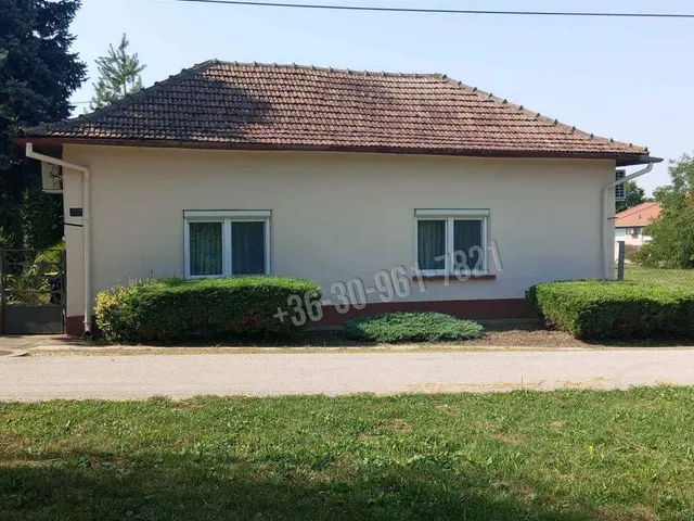 Eladó ház Vésztő, Jókai utca 130 nm