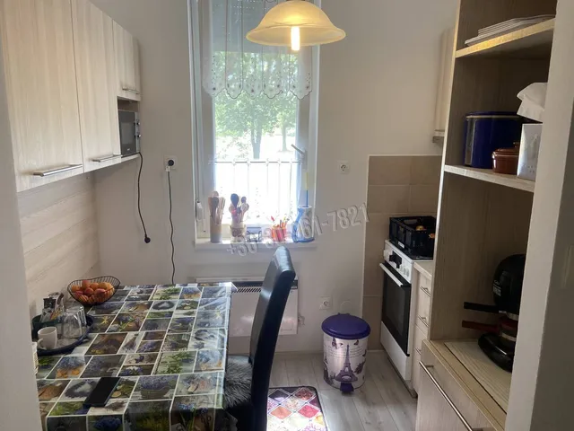 Eladó lakás Békéscsaba 65 nm