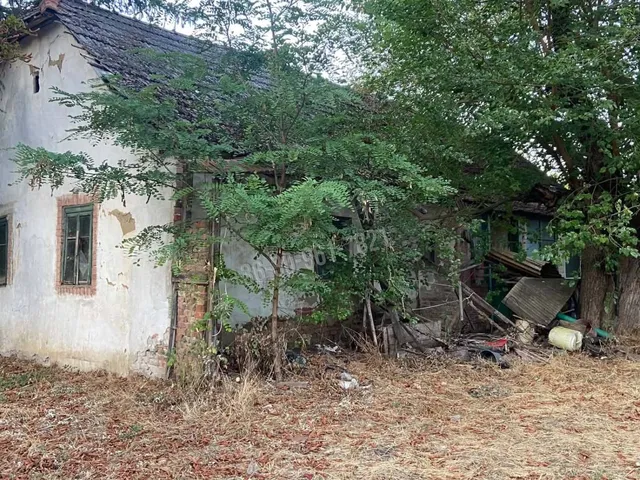 Eladó ház Gyula, Törökzug, Henyei Miklós utca 80 nm