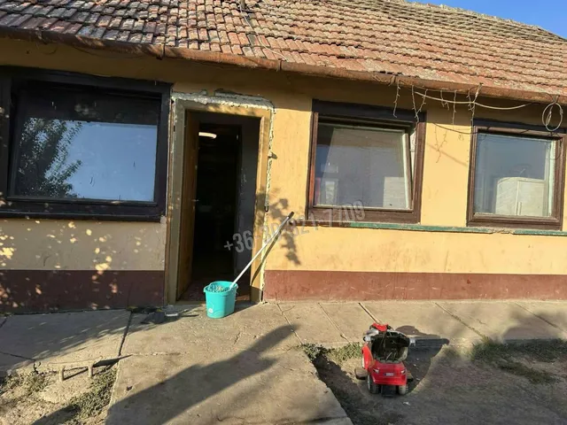 Eladó ház Sarkad 90 nm